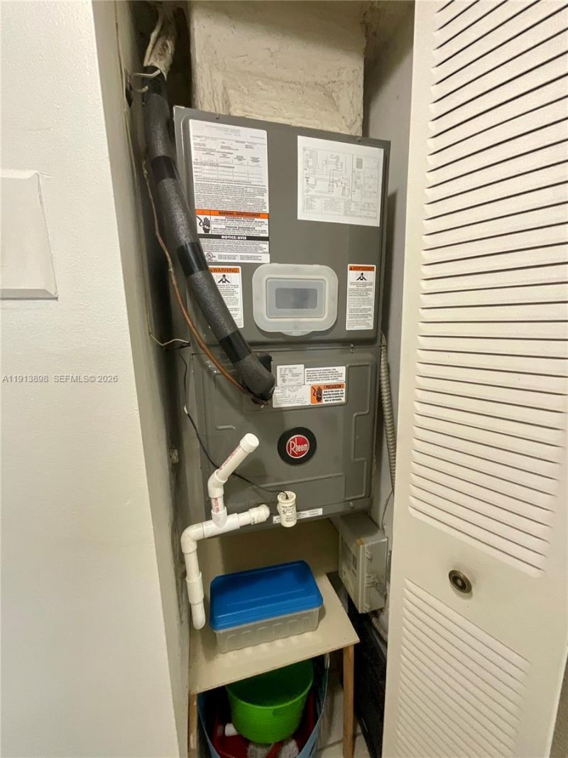 7690 NW 18th St, Unit 303, Margate, FL 33063 Photo