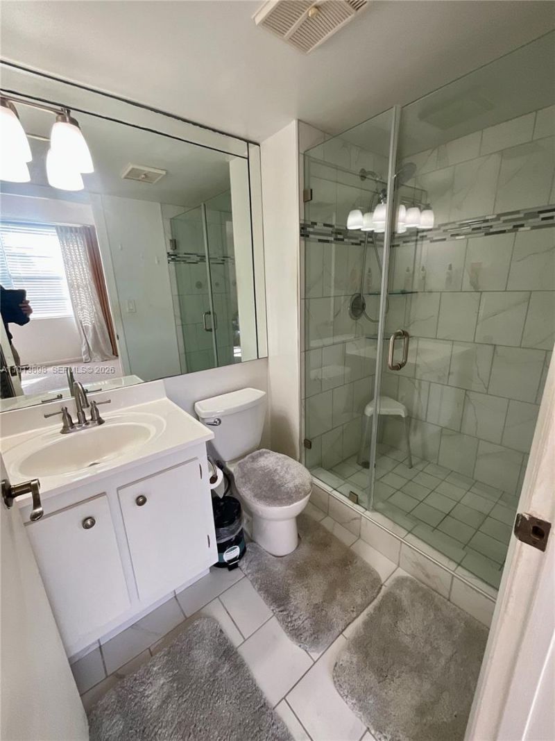 7690 NW 18th St, Unit 303, Margate, FL 33063 Photo