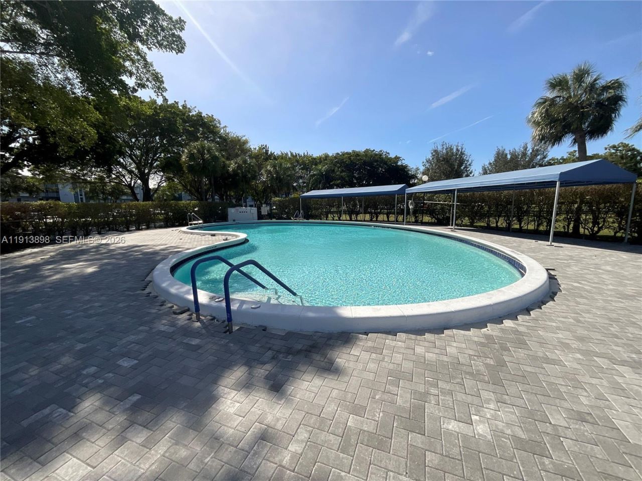 7690 NW 18th St, Unit 303, Margate, FL 33063 Photo