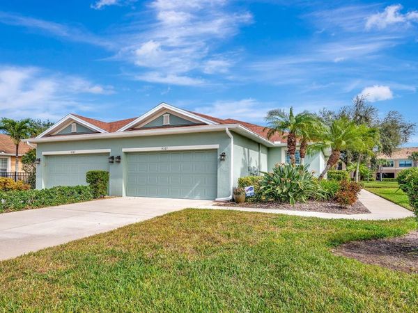 4107 BRIDLECREST LANE, BRADENTON, FL 34209