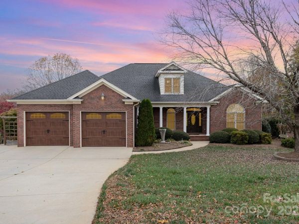 3646 Hogan Court NE, Conover, NC 28613