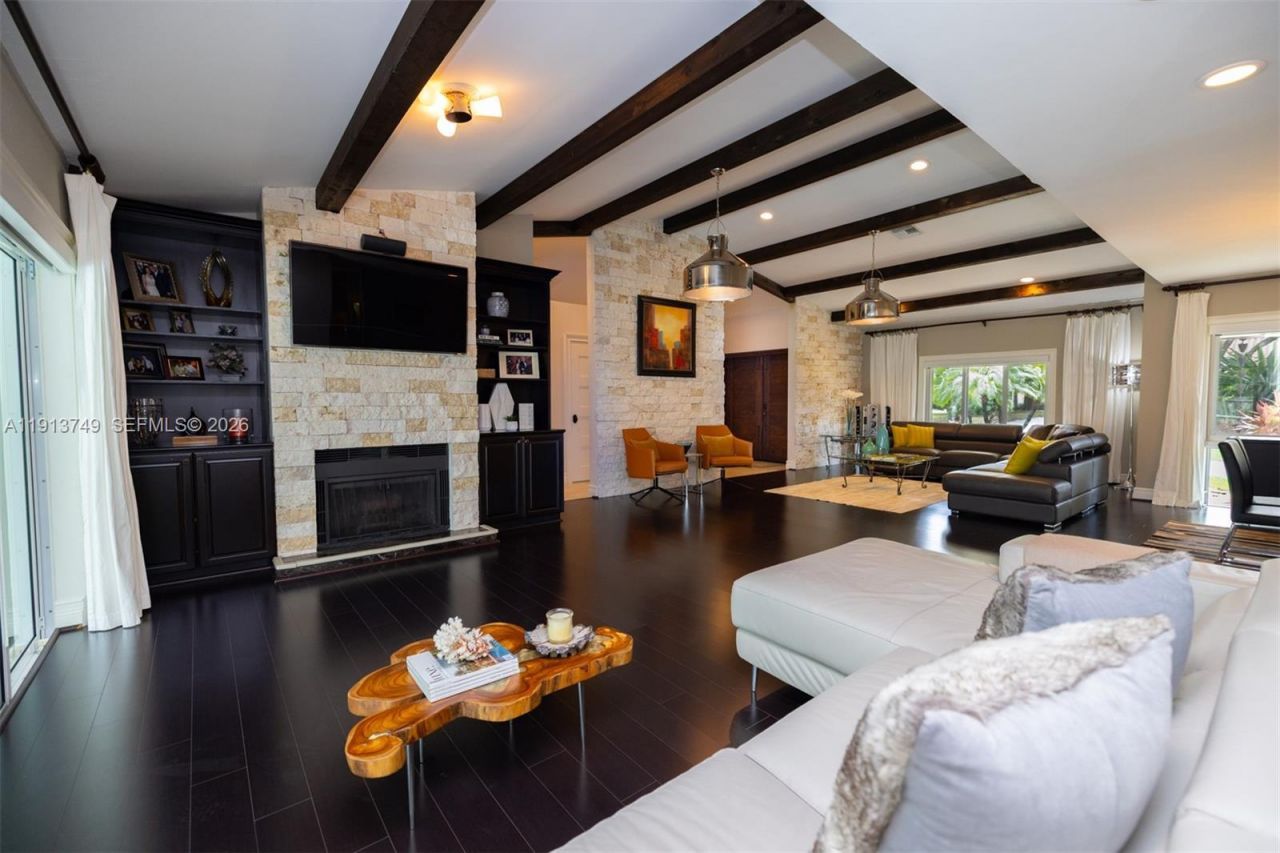 7605 SW 178th Ter, Palmetto Bay, FL 33157 Photo