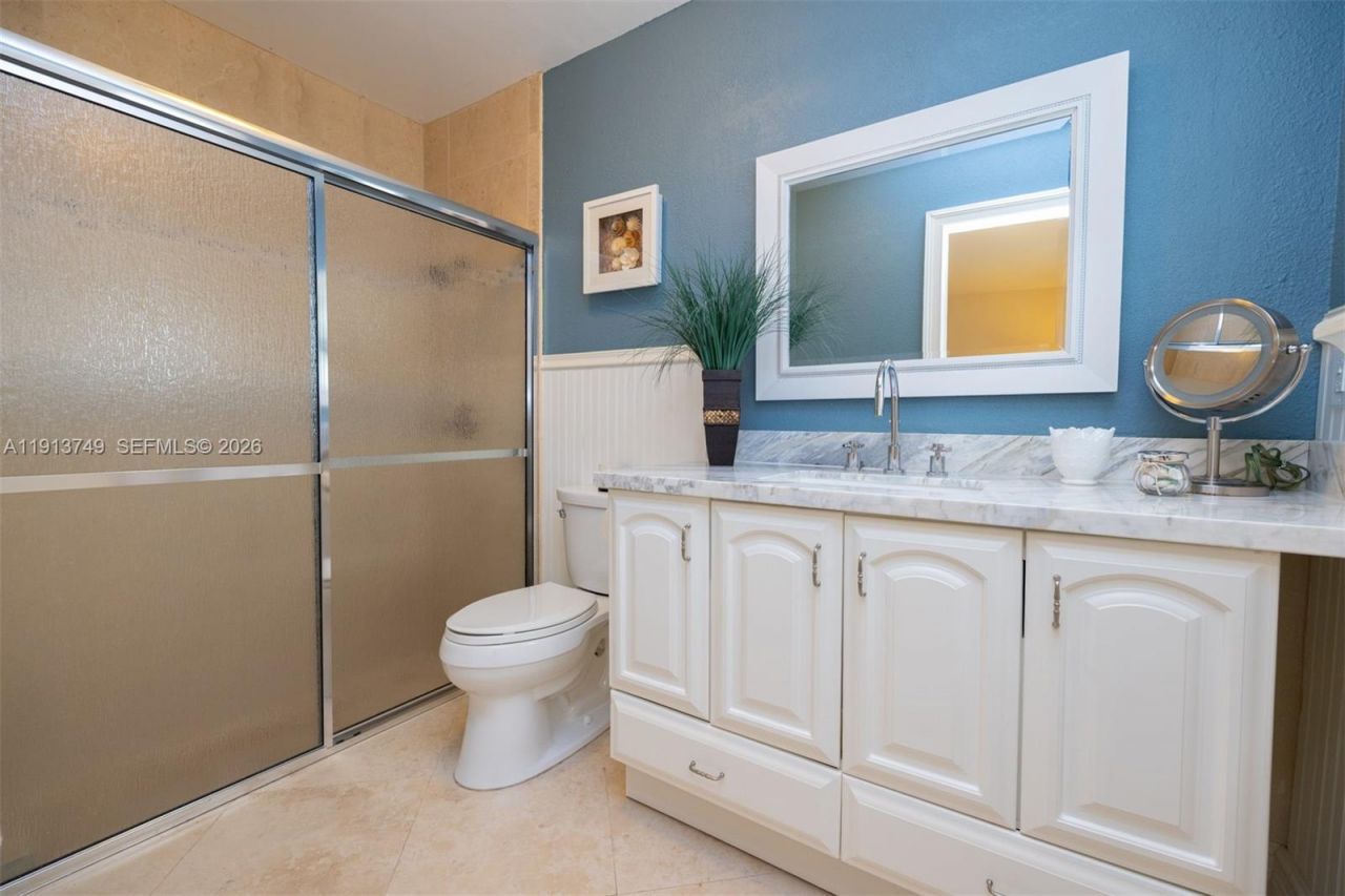 7605 SW 178th Ter, Palmetto Bay, FL 33157 Photo