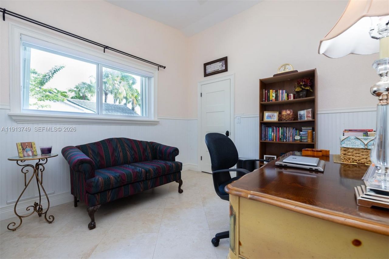 7605 SW 178th Ter, Palmetto Bay, FL 33157 Photo