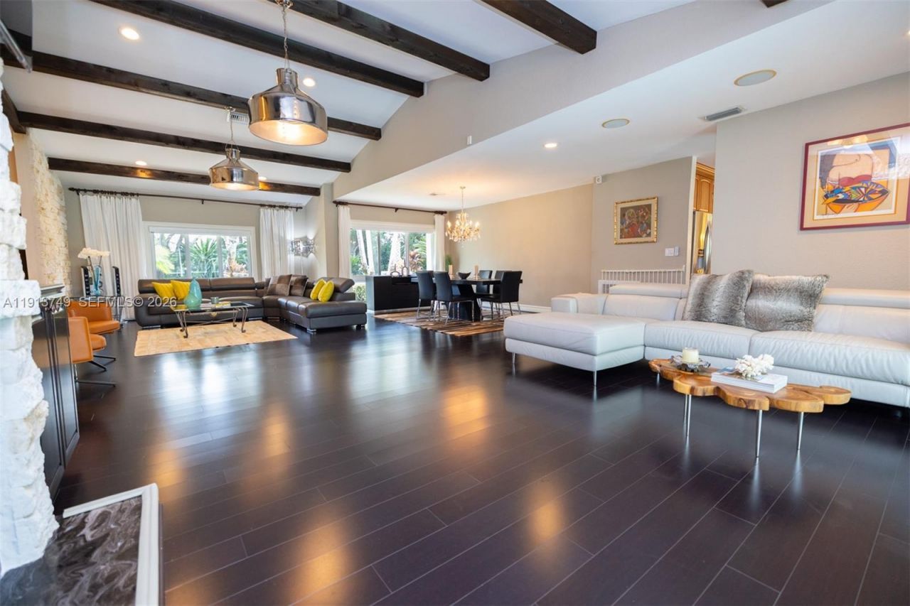 7605 SW 178th Ter, Palmetto Bay, FL 33157 Photo