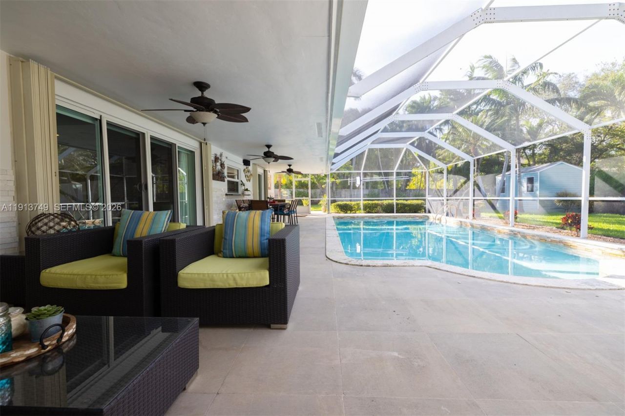 7605 SW 178th Ter, Palmetto Bay, FL 33157 Photo