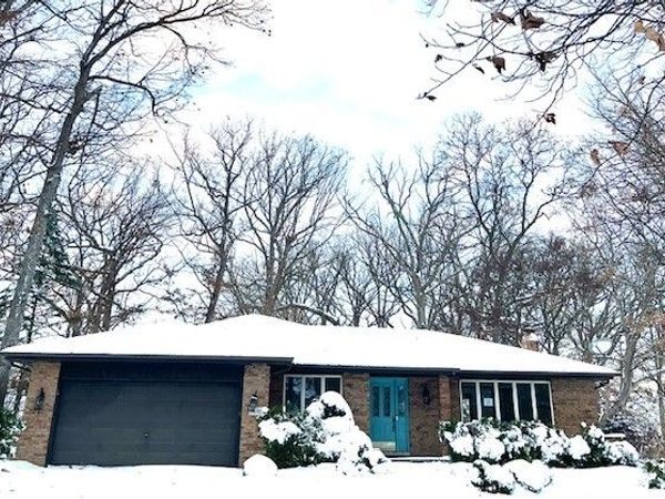 60 W Tam O Shanter Drive, Crete, IL 60417