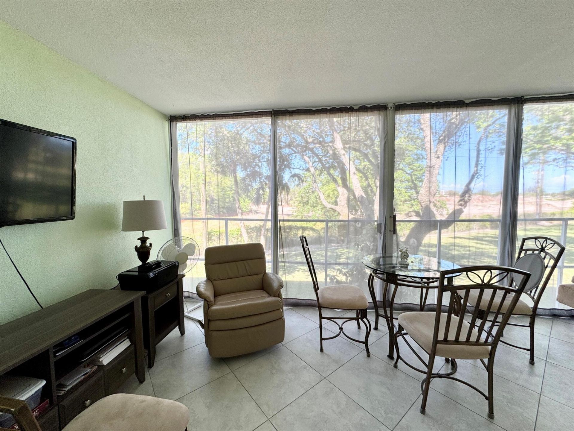 203 Southampton A, West Palm Beach, FL 33417 Photo