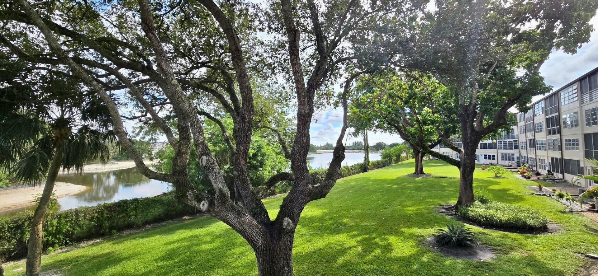 203 Southampton A, West Palm Beach, FL 33417 Photo