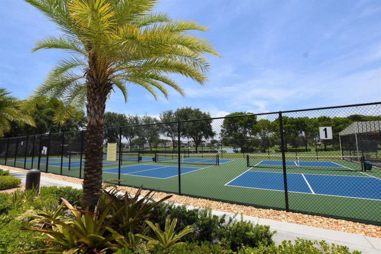 203 Southampton A, West Palm Beach, FL 33417 Photo