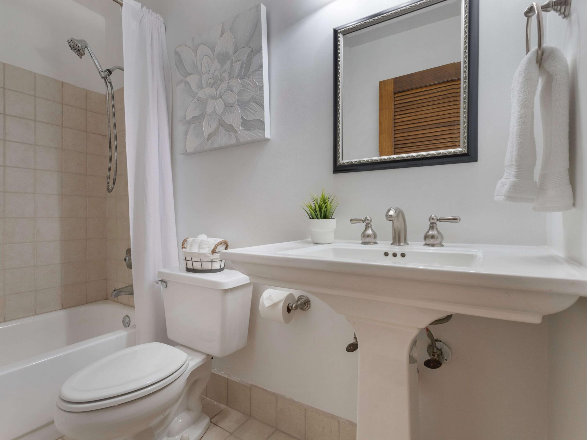 6 S Lakeshore Drive, Hypoluxo, FL 33462 Photo