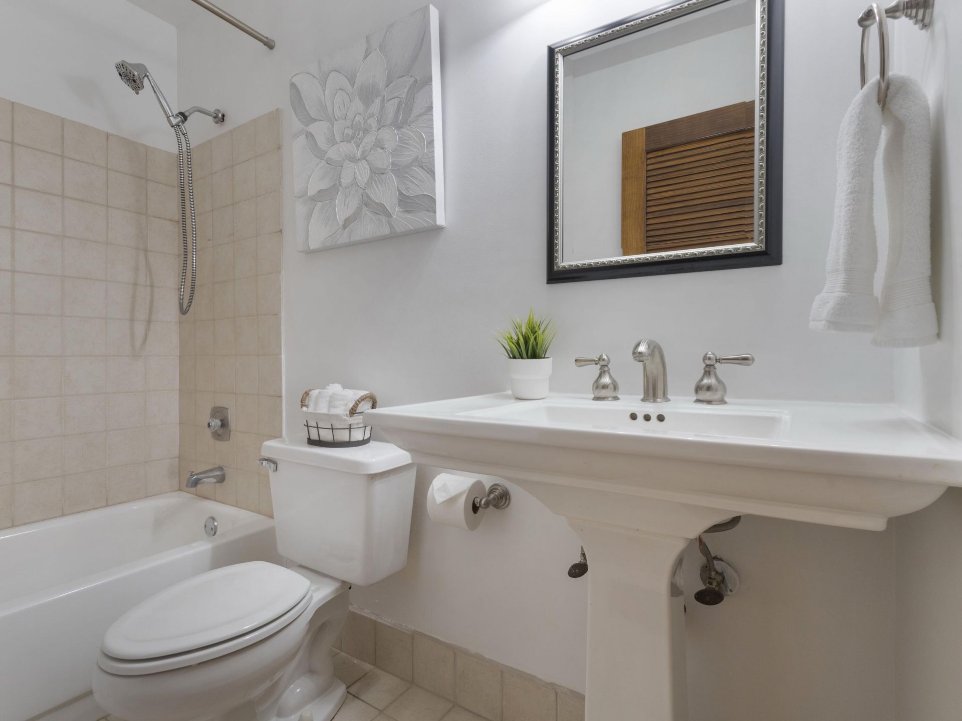 6 S Lakeshore Drive, Hypoluxo, FL 33462 Photo