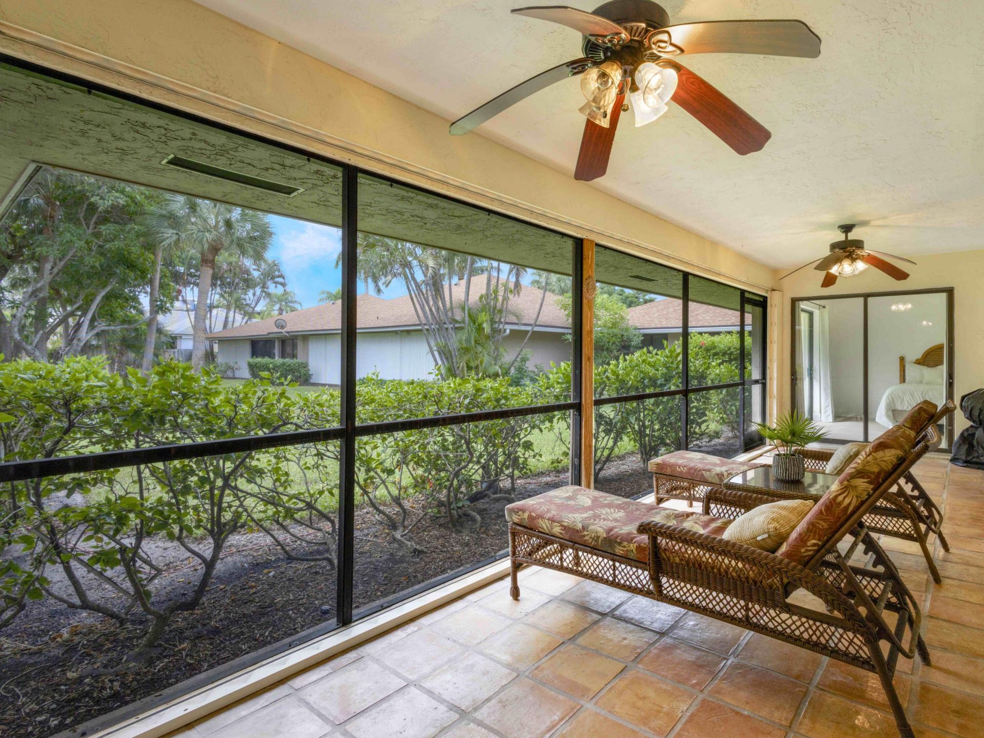 6 S Lakeshore Drive, Hypoluxo, FL 33462 Photo