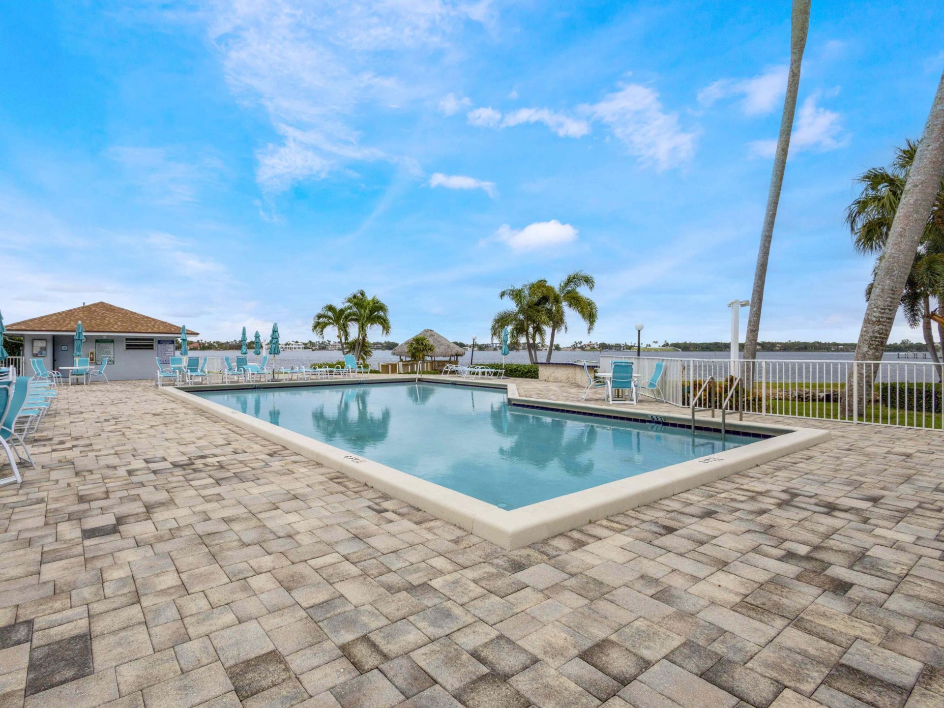 6 S Lakeshore Drive, Hypoluxo, FL 33462 Photo