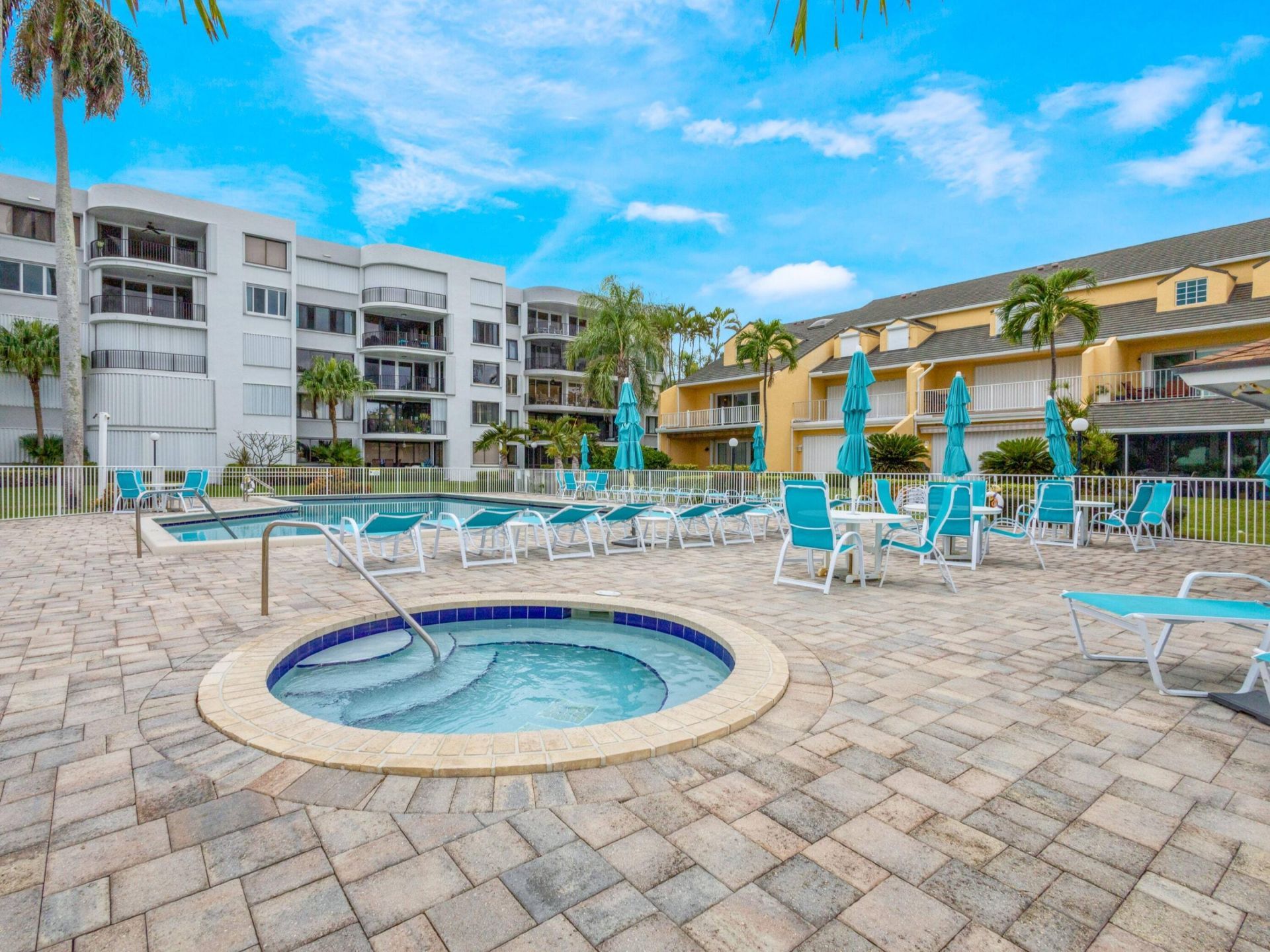 6 S Lakeshore Drive, Hypoluxo, FL 33462 Photo