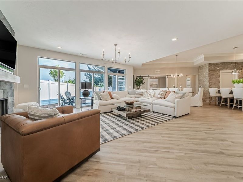 5302 Charlottes Way, Unit SL33, Sheffield Village, OH 44035 Photo 13