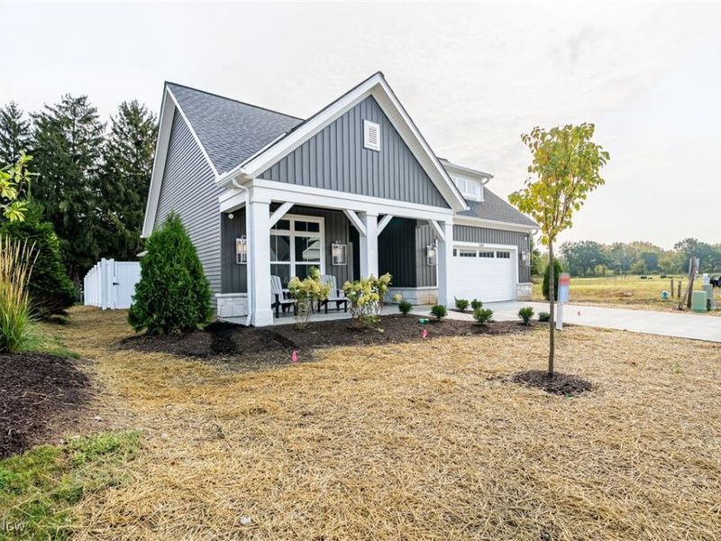 5302 Charlottes Way, Unit SL33, Sheffield Village, OH 44035 Photo 3