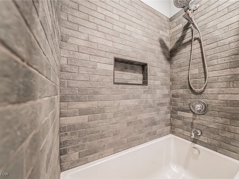 5302 Charlottes Way, Unit SL33, Sheffield Village, OH 44035 Photo 42