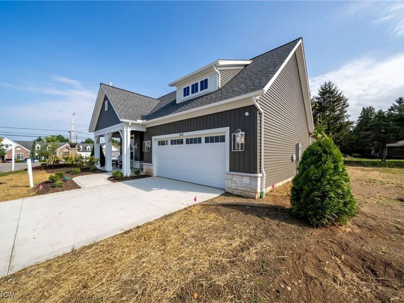 5302 Charlottes Way, Unit SL33, Sheffield Village, OH 44035 Photo 5