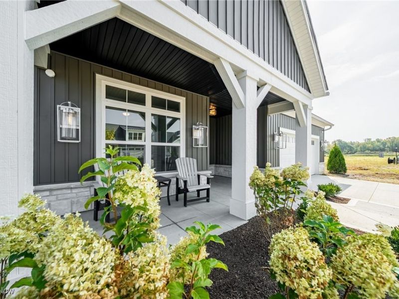 5302 Charlottes Way, Unit SL33, Sheffield Village, OH 44035 Photo 6