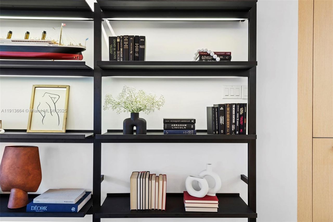 2301 Collins Ave, Unit 1004, Miami Beach, FL 33139 Photo