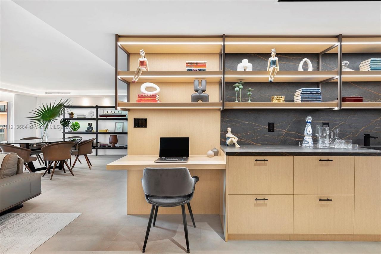 2301 Collins Ave, Unit 1004, Miami Beach, FL 33139 Photo