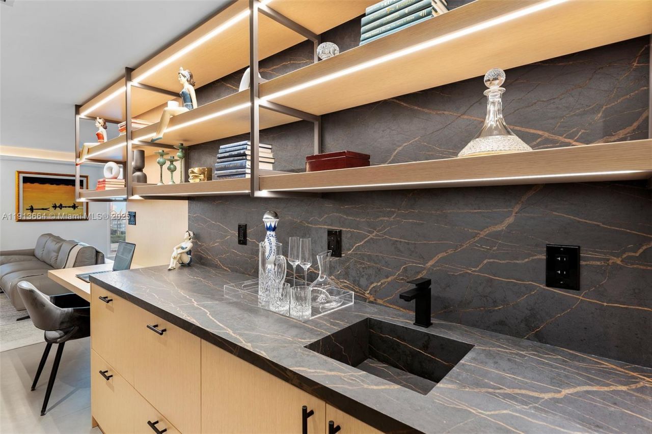 2301 Collins Ave, Unit 1004, Miami Beach, FL 33139 Photo