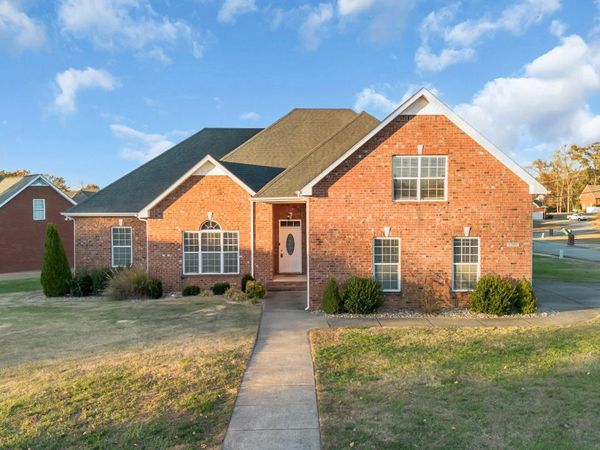 1300 Bantry Dr, Smyrna, TN 37167