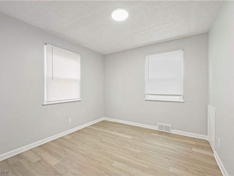 1289 Harpster Avenue, Akron, OH 44314 Photo 11