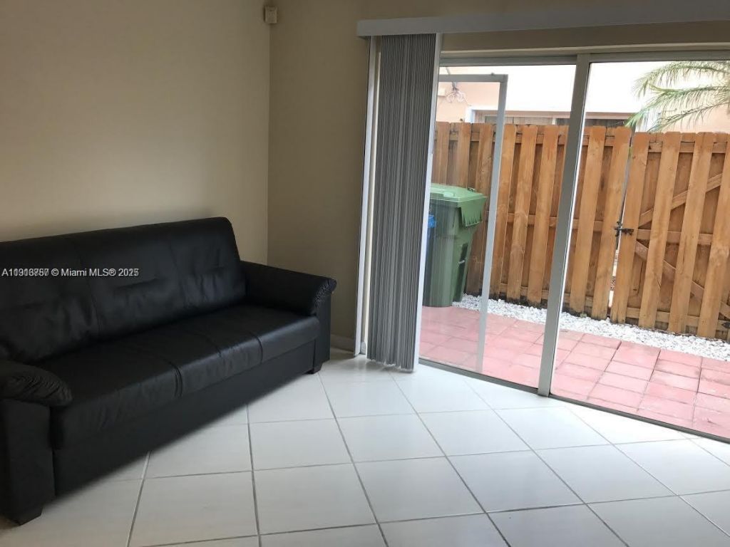 165 Riviera Cir, Unit 58-9, Weston, FL 33326 Photo