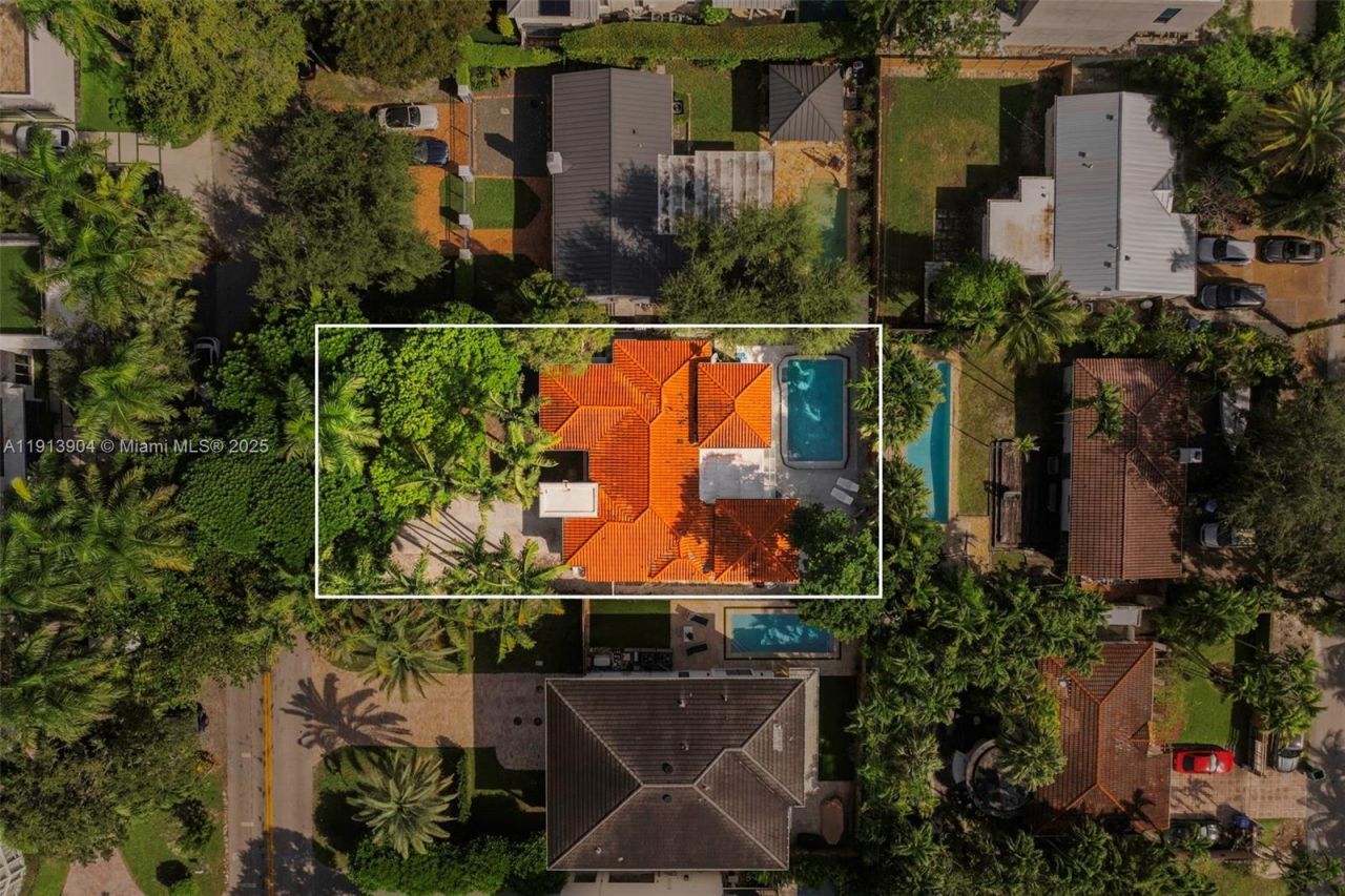 4120 Hardie Ave, Miami, FL 33133 Photo