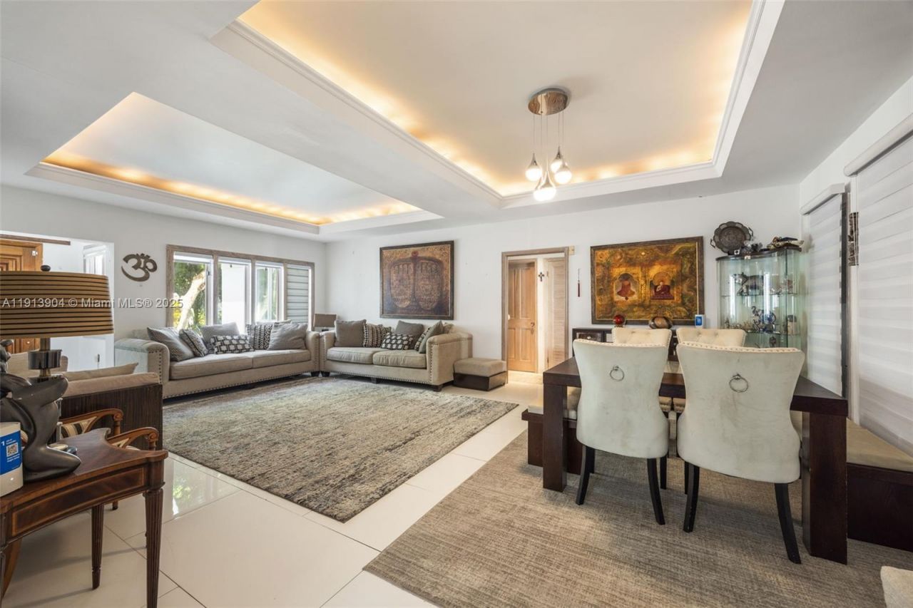 4120 Hardie Ave, Miami, FL 33133 Photo