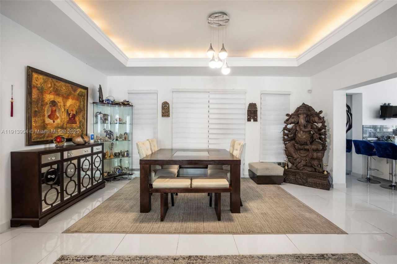 4120 Hardie Ave, Miami, FL 33133 Photo