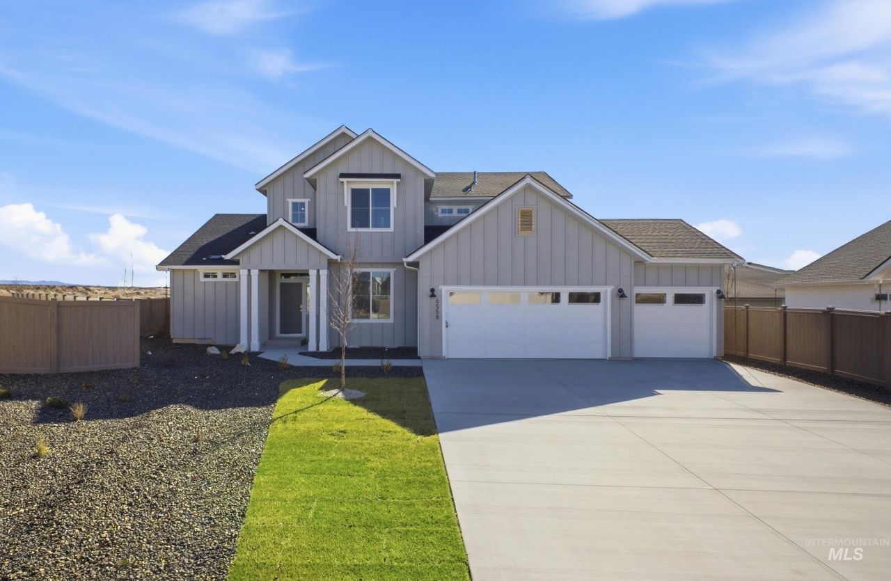 6558 S Sunfish Ave, Boise, ID 83709 Main Photo