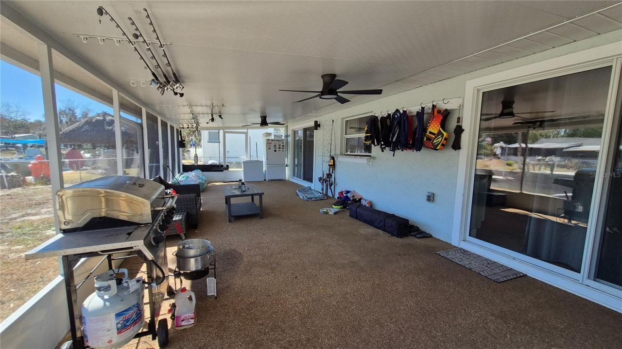 571 NW 14th Place, Crystal River, FL 34428 Photo