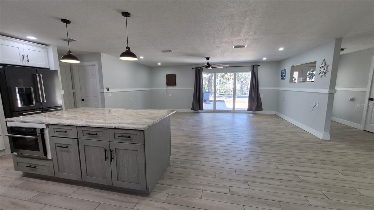 571 NW 14th Place, Crystal River, FL 34428 Photo