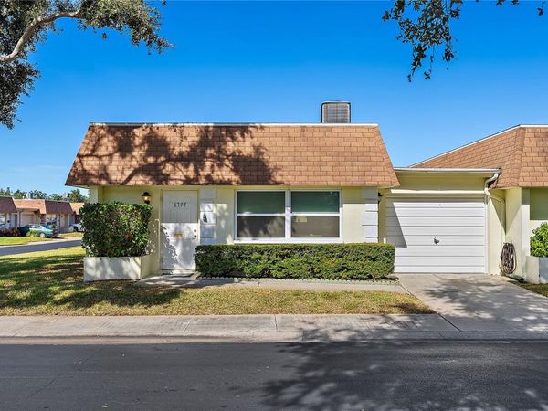 6795 ARMAND PLACE N, Unit 4, PINELLAS PARK, FL 33781