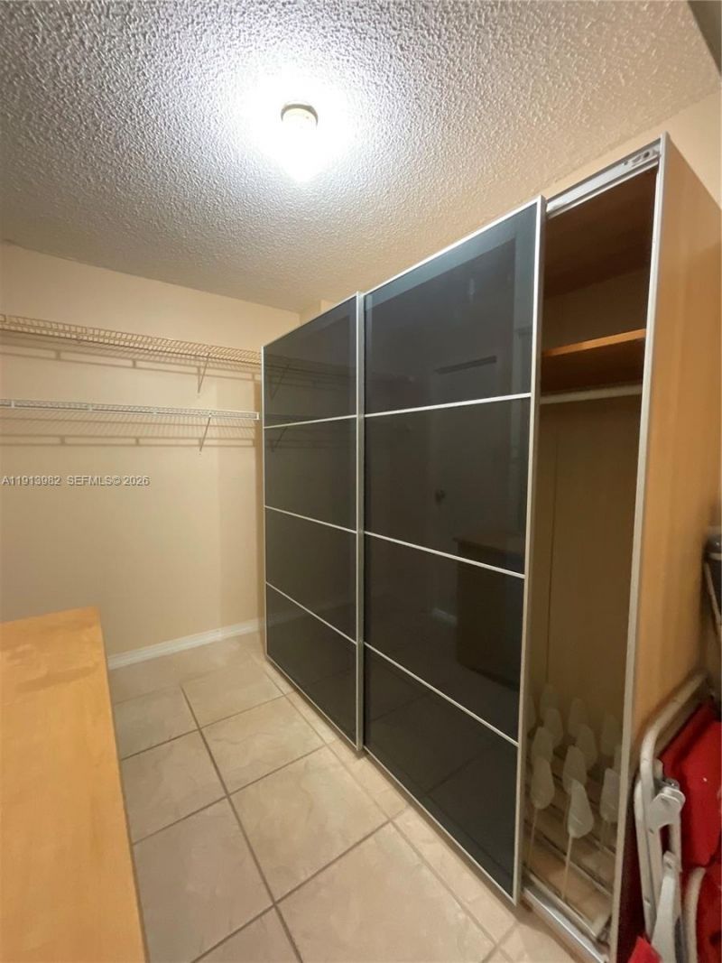 2049 S Ocean Dr, Unit 904, Hallandale Beach, FL 33009 Photo