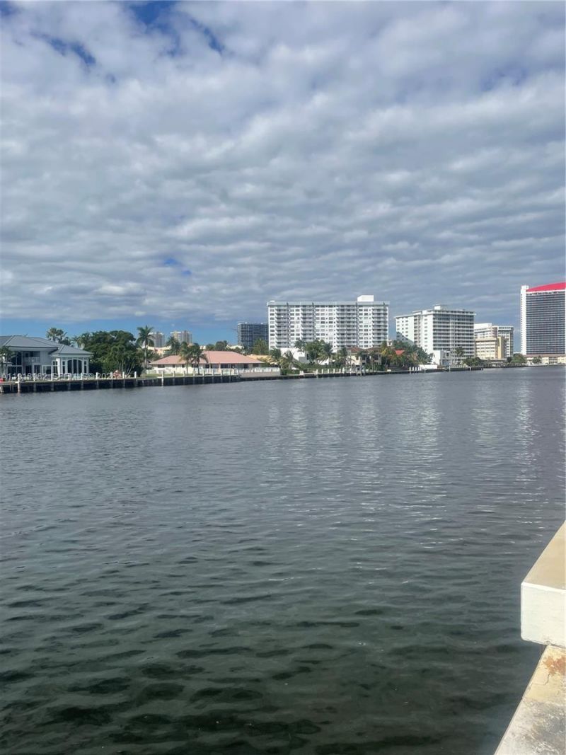 2049 S Ocean Dr, Unit 904, Hallandale Beach, FL 33009 Photo