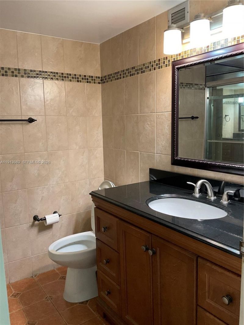 2049 S Ocean Dr, Unit 904, Hallandale Beach, FL 33009 Photo