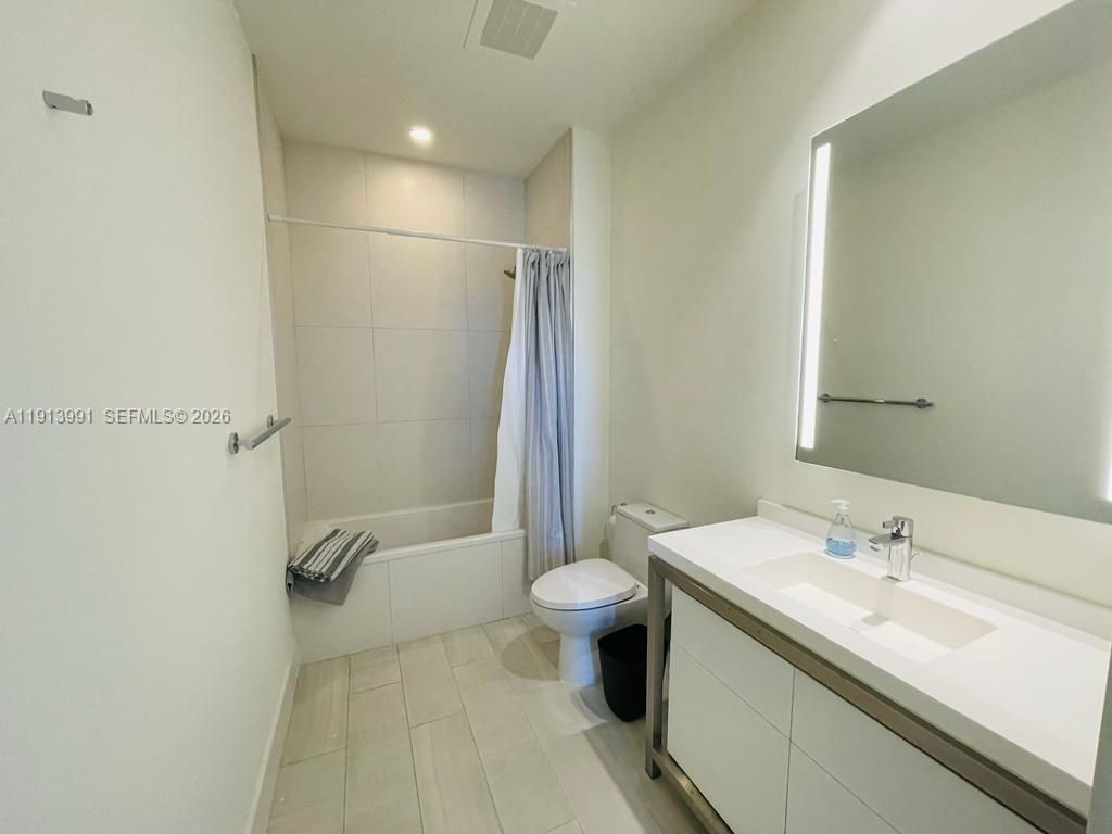 2000 Metropica Way, Unit 605, Sunrise, FL 33323 Photo