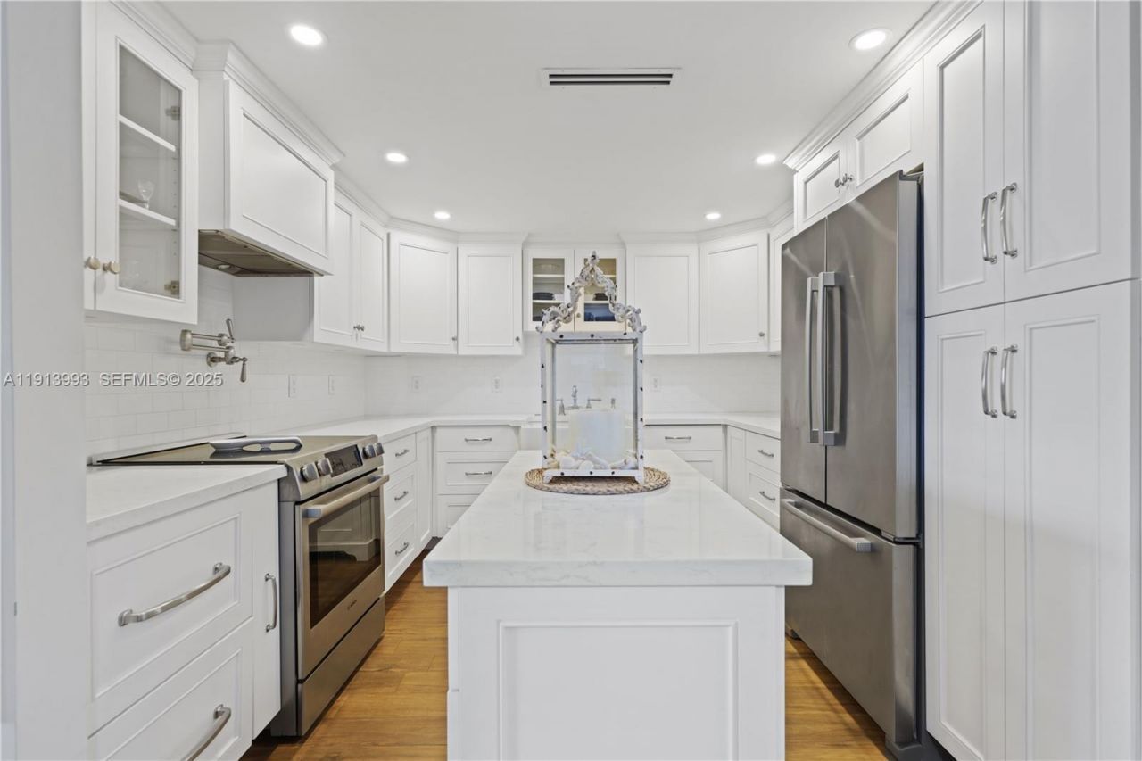 2100 S Ocean Ln, Unit 1009, Fort Lauderdale, FL 33316 Photo