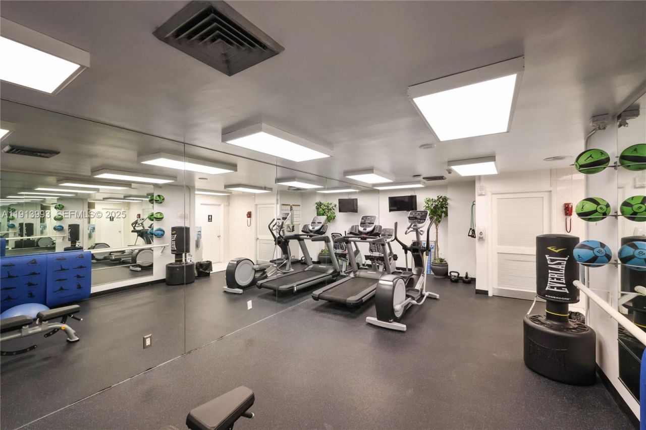 2100 S Ocean Ln, Unit 1009, Fort Lauderdale, FL 33316 Photo