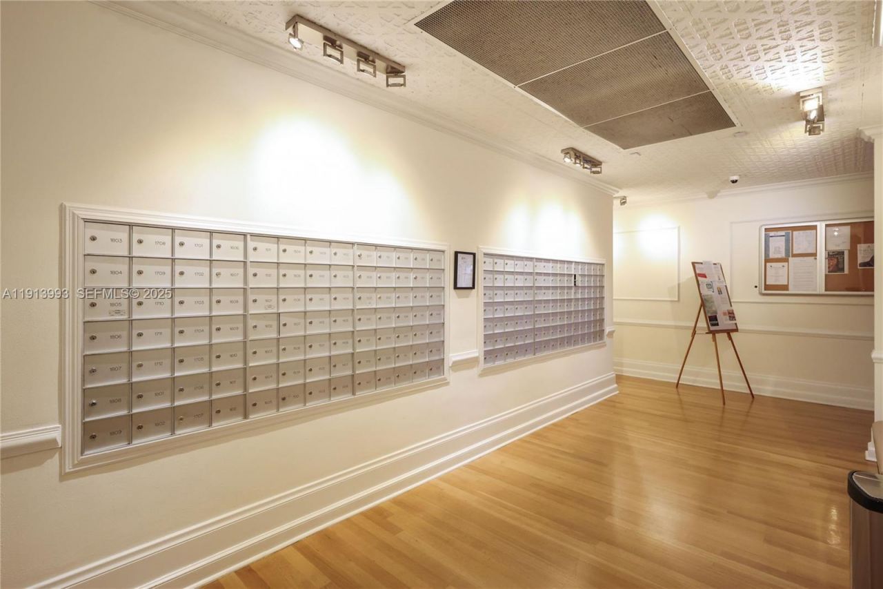 2100 S Ocean Ln, Unit 1009, Fort Lauderdale, FL 33316 Photo