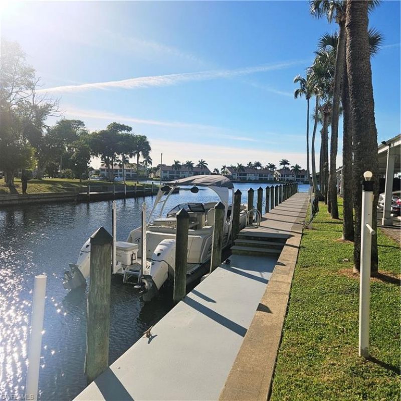 4807 Sunset Ct, Unit 107, Cape Coral, FL 33904 Photo