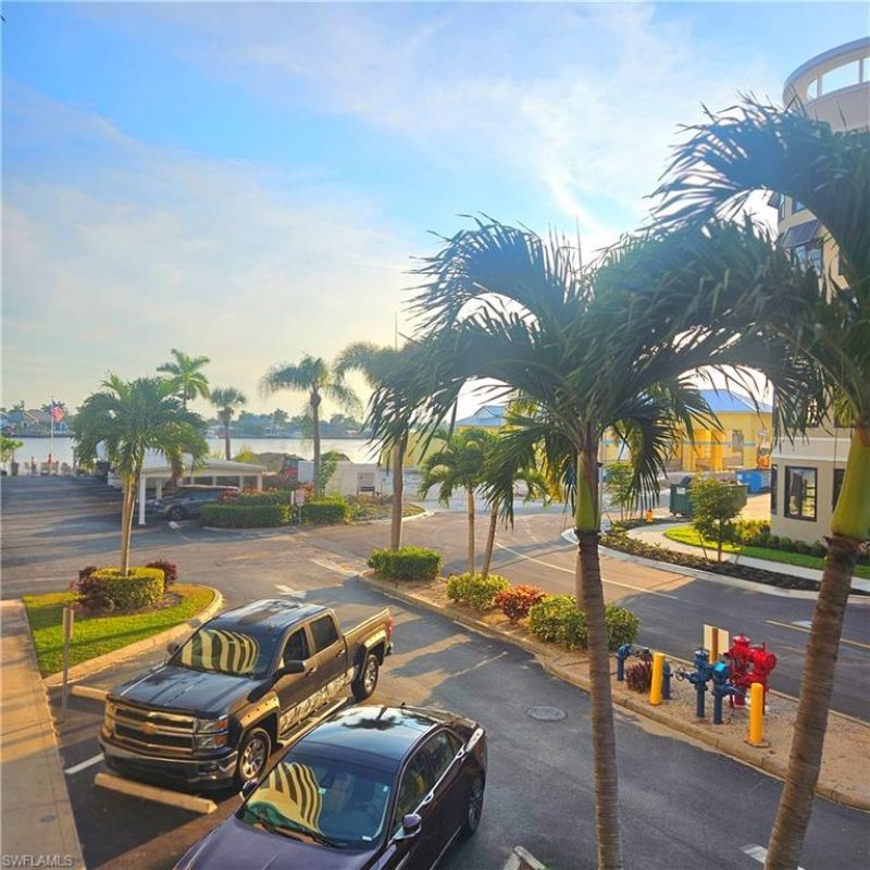 4807 Sunset Ct, Unit 107, Cape Coral, FL 33904 Photo