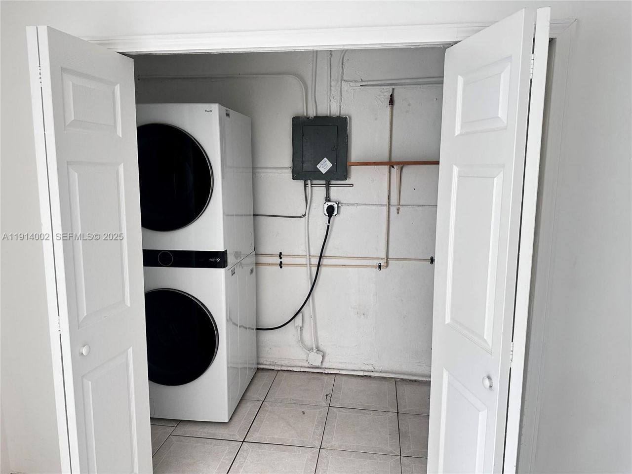 2914 SW 92nd Ct, Miami, FL 33165 Photo