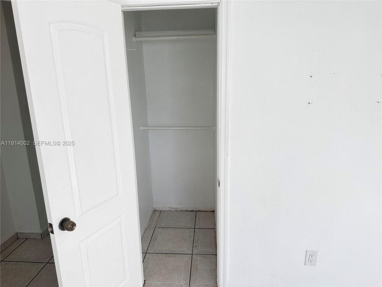 2914 SW 92nd Ct, Miami, FL 33165 Photo