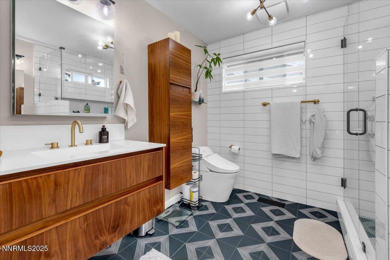 3880 Piccadilly Drive, Reno, NV 89509 Photo