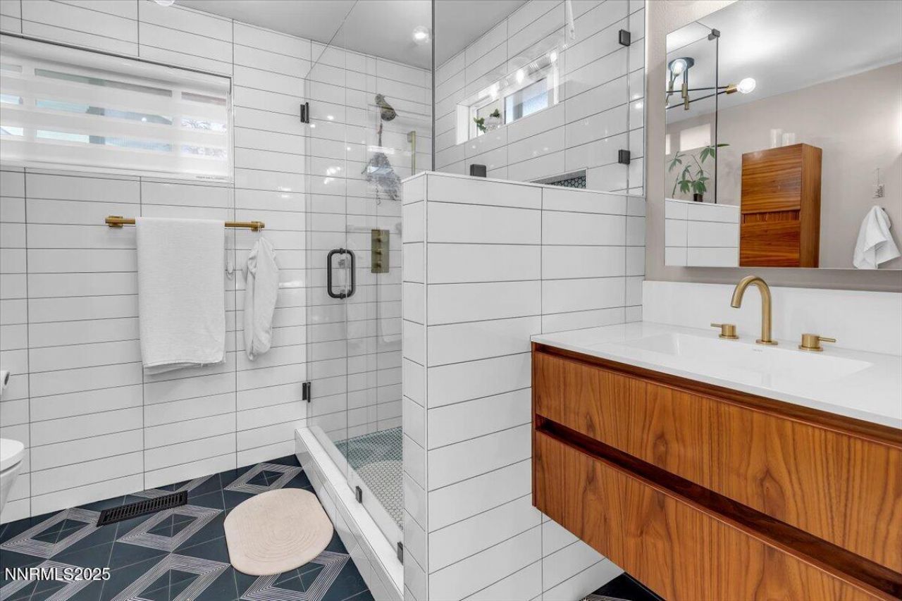 3880 Piccadilly Drive, Reno, NV 89509 Photo